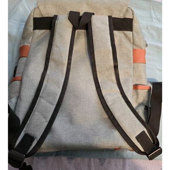 Mancio Green Laptop Business Backpack With USB Charging Port for Travelling - Picture 6 of 10